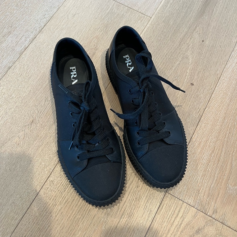 Mens Prada sneakers. Mens 8 UK 7